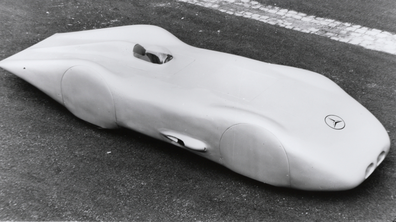 Illustration for article titled The Sleek Streamliners That Broke Records And Served Evil